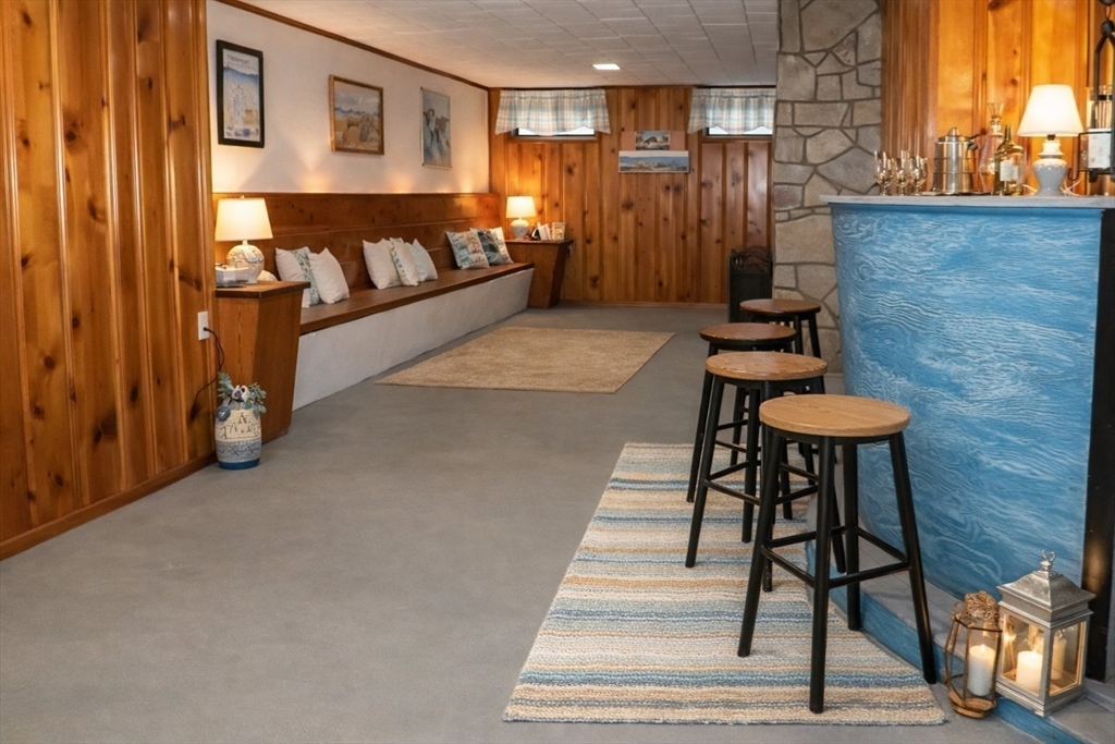 48 Ernest Avenue Worcester, MA 01604 - Photo 30 of 41