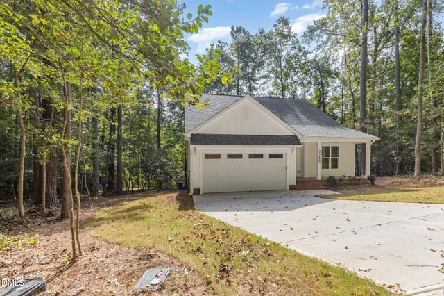 $439,900 | 3260 Yorkshire Circle, Sanford, NC 27332