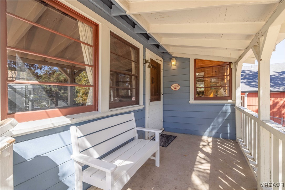 674 Spruce Road Big Bear Lake, CA 92315 - Photo 6 of 38