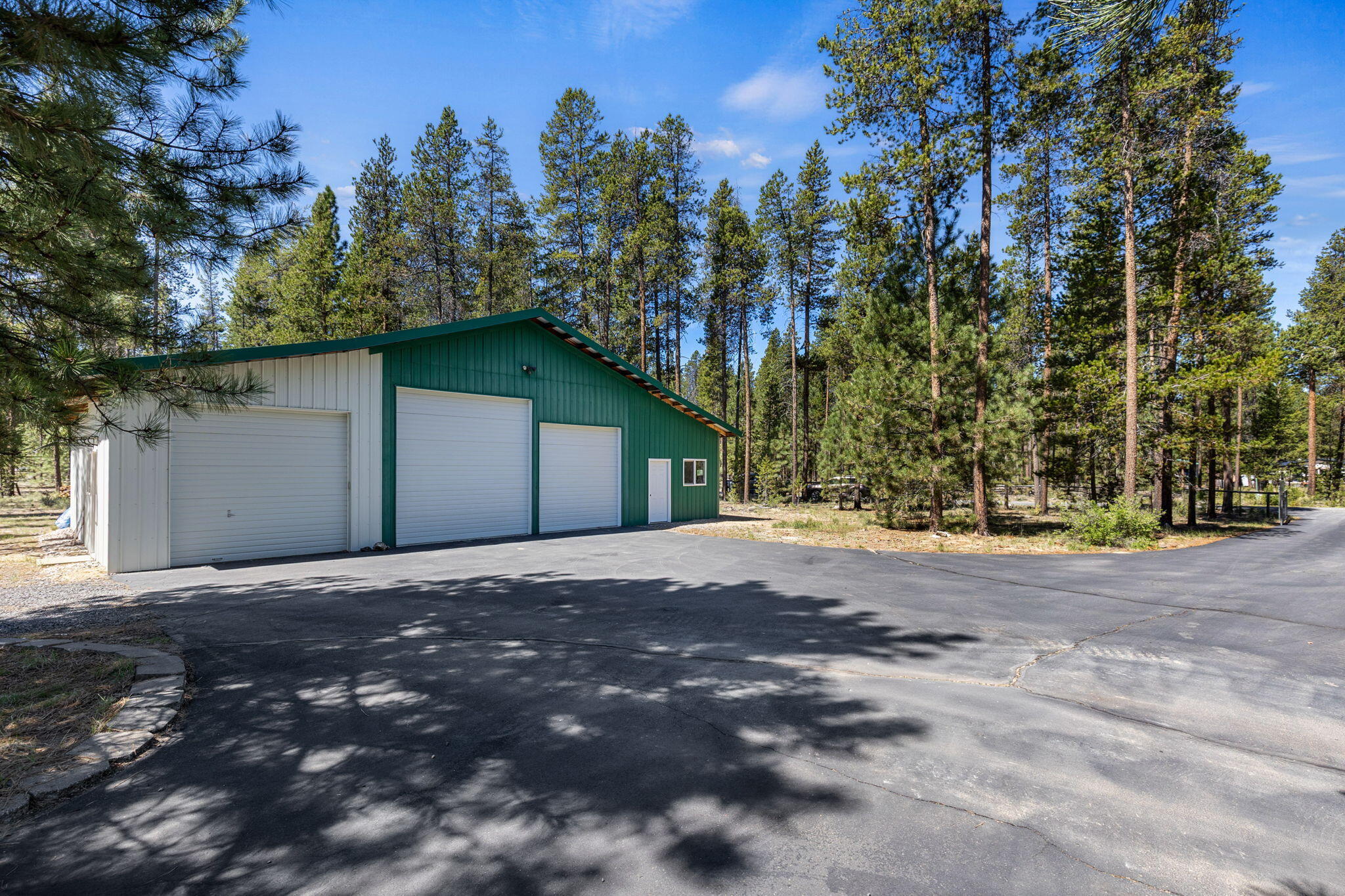 1716 Terret Road La Pine, OR 97739 - Photo 8 of 72 2026_05_11_1716_terret_road_la_pine-4