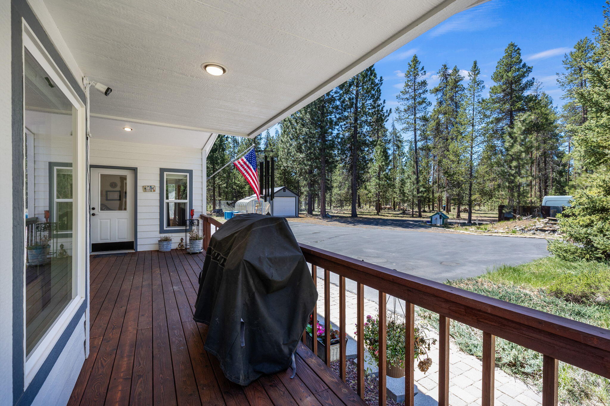 1716 Terret Road La Pine, OR 97739 - Photo 3 of 72 2026_05_11_1716_terret_road_la_pine-13