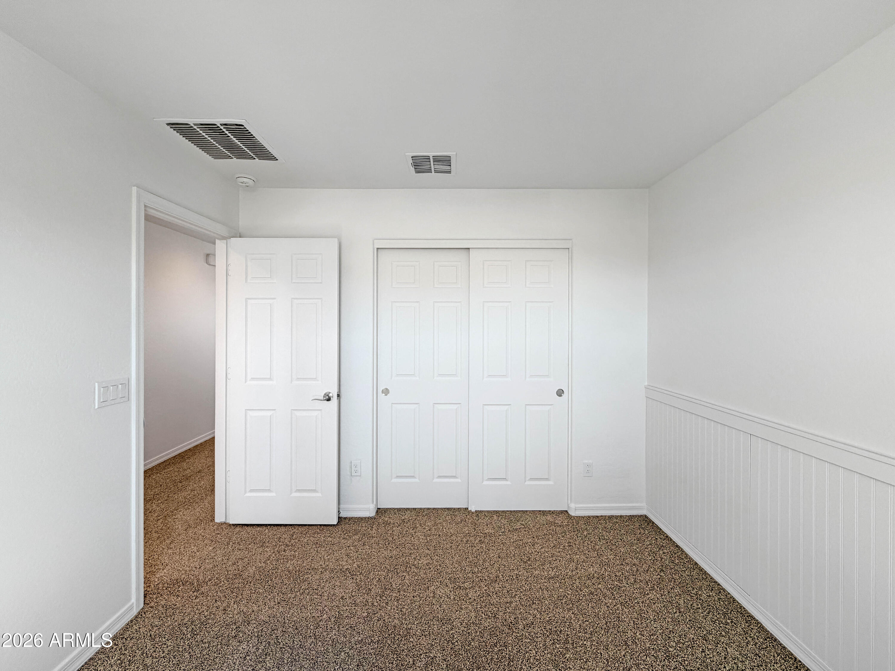 3215 West Pollack Street Phoenix, AZ 85041 - Photo 4 of 23