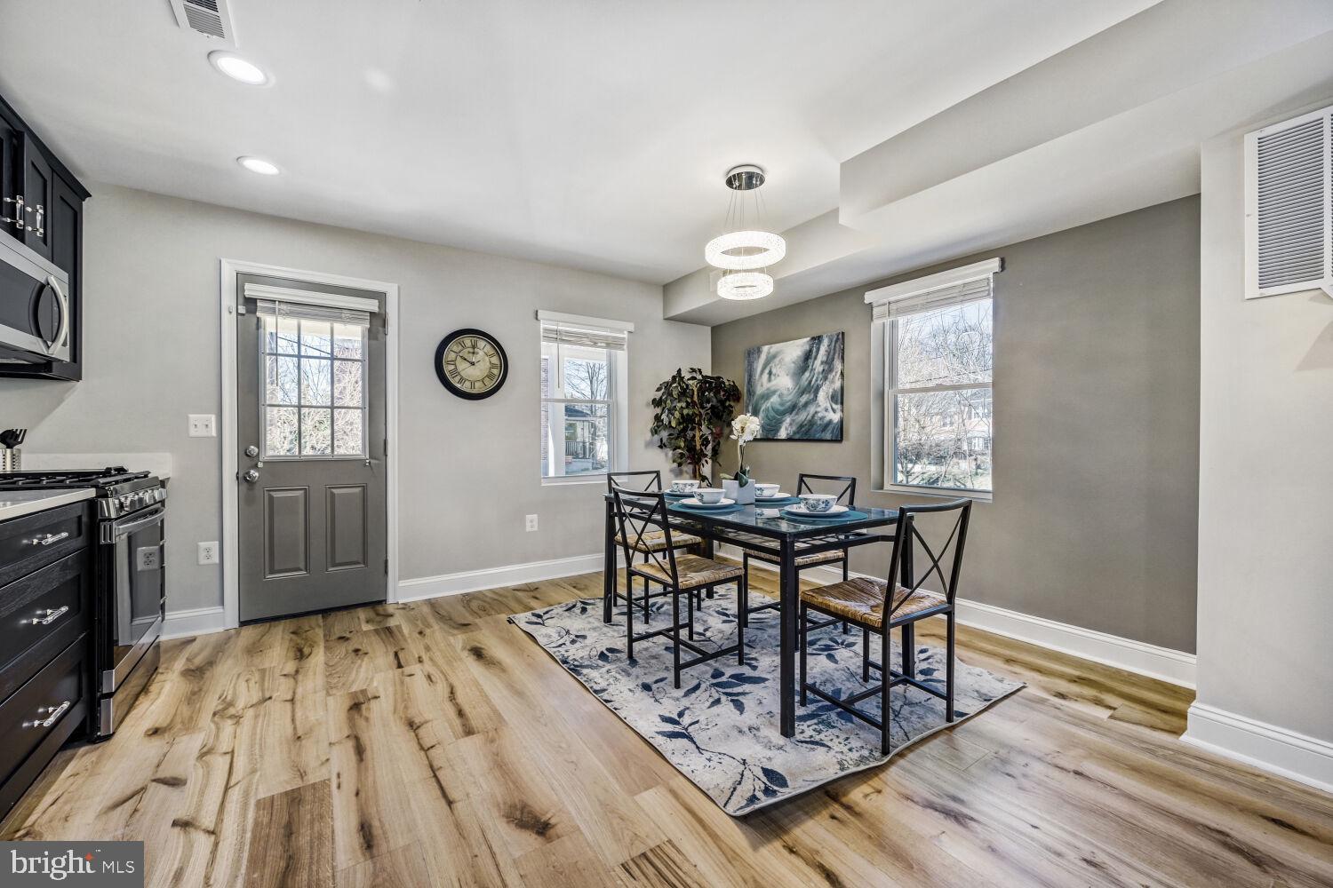 118 Upmanor Road Baltimore, MD 21229 - Photo 6 of 17 Gallery Image 6