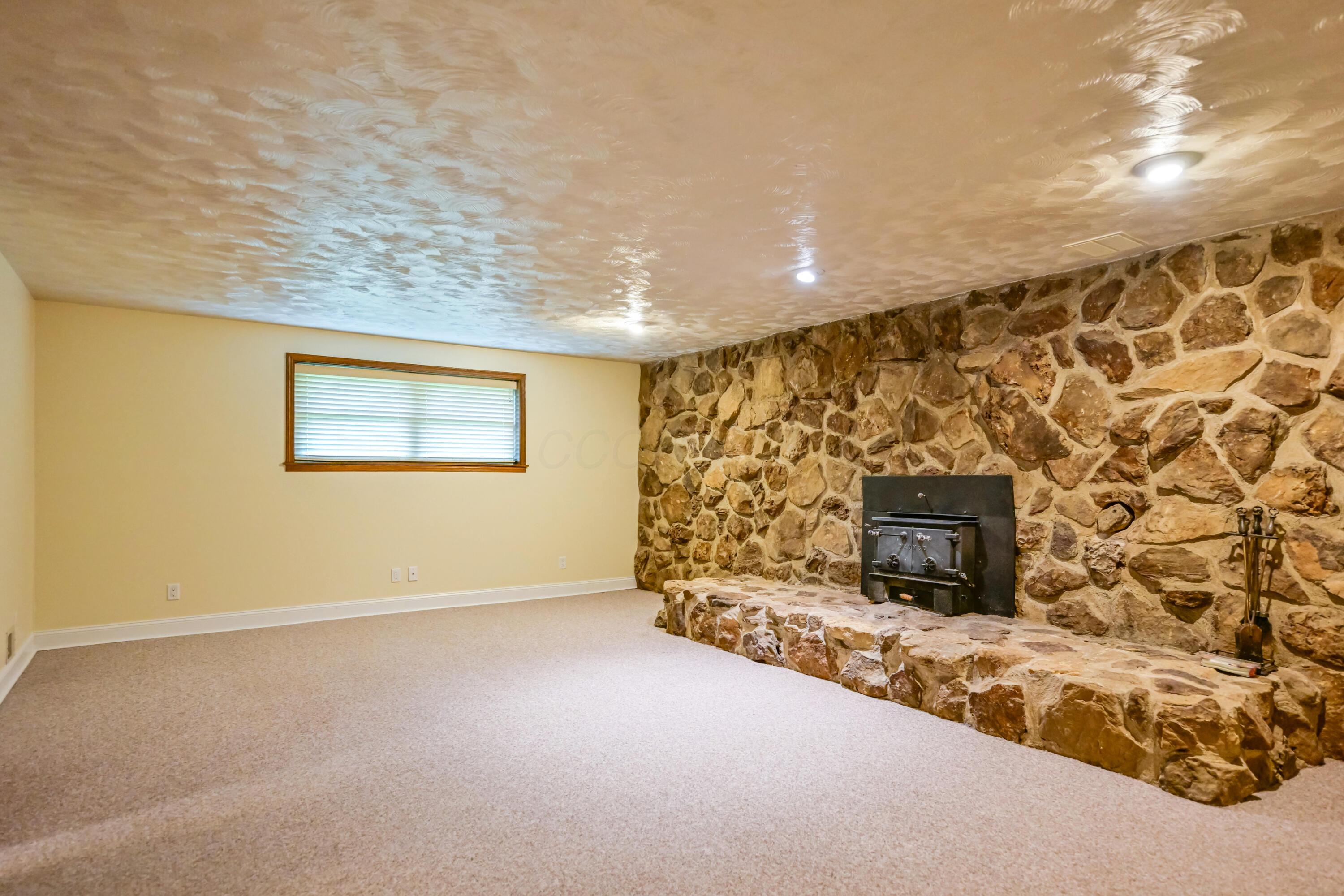6908 Lemaster Road Athens, OH 45701 - Photo 26 of 46 family room