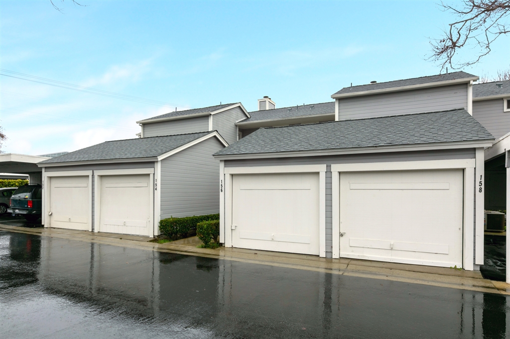 158 Mangano Circle Encinitas, CA 92024 - Photo 2 of 22