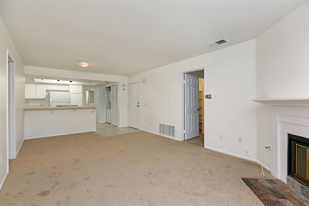 158 Mangano Circle Encinitas, CA 92024 - Photo 7 of 22