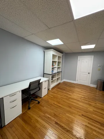 a view of empty room with washer and dryer