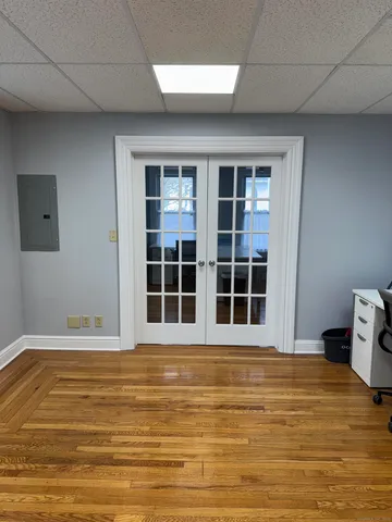 $3,000 | 211 Montowese Street, Branford, CT 06405