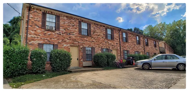 $825 | 704 Peachers Drive, Unit F, Clarksville, TN 37042