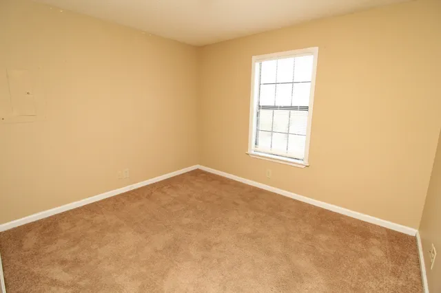 $825 | 704 Peachers Drive, Unit F, Clarksville, TN 37042