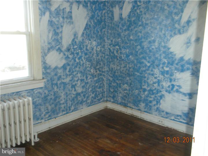 4261 Concord Road Aston, PA 19014 - Photo 6 of 11 Bedroom