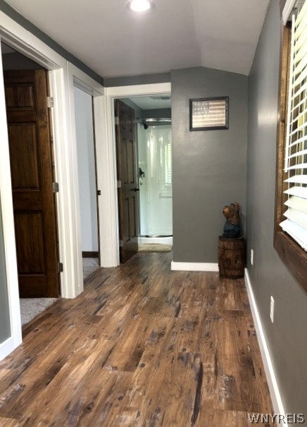11806 Wyandale Road Concord, NY 14141 - Photo 29 of 34 2nd floor hallway