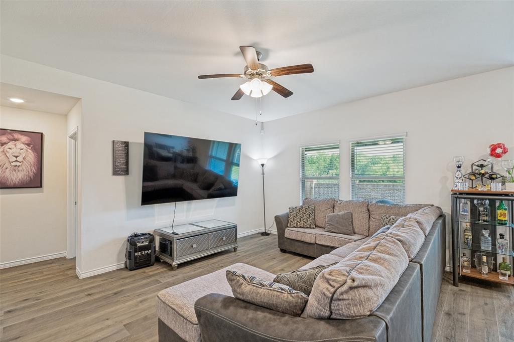 523 Summit Pass Lane Princeton, TX 75407 - Photo 6 of 21