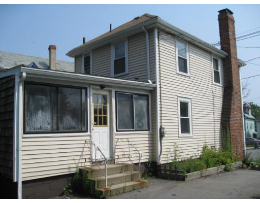 274 Chestnut Street Lynn, MA 01902 - Photo 2 of 2 Gallery Image 2