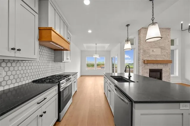 $499,000 | 824 Northeast Algonquin Street, Unit A, Lee's Summit, MO 64064