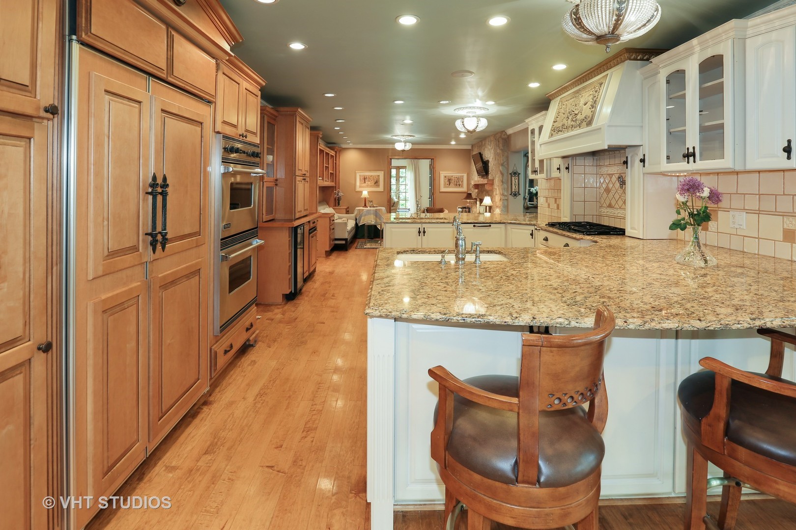 39 Mockingbird Lane Oak Brook, IL 60523 - Photo 38 of 45 a kitchen with stainless steel appliances granite countertop counter space a sink and cabinets