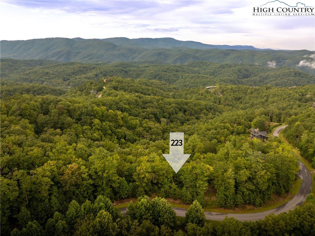 223 Red Cedar Road Boone, NC 28607 - Photo 5 of 50