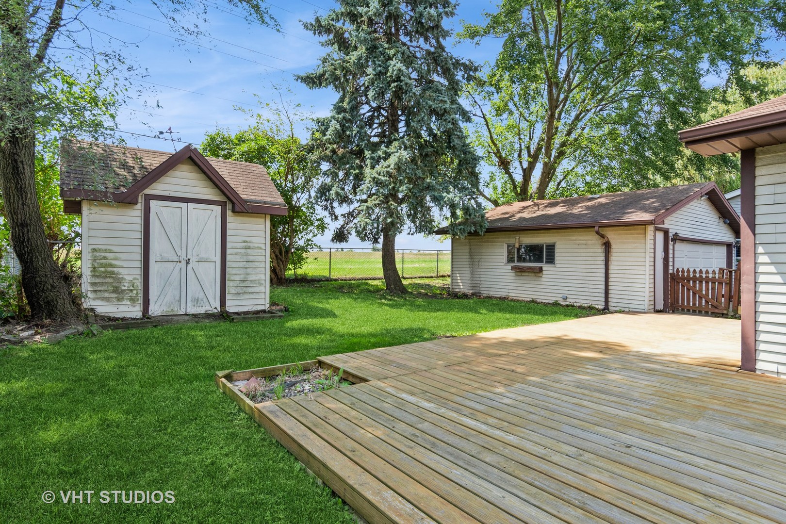 809 Oakton Avenue Romeoville, IL 60446 - Photo 17 of 23 front view of a house with a yard