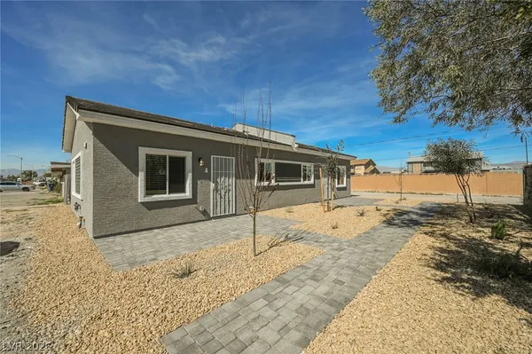 $1,100 | 5018 Holt Avenue, Unit 17A, Las Vegas, NV 89115