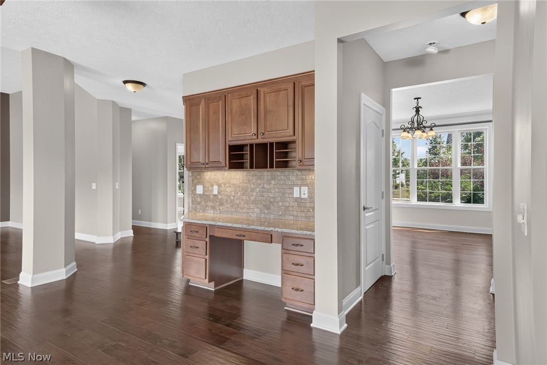 22334 Pinnacle Point Strongsville, OH 44149 - Photo 13 of 50
