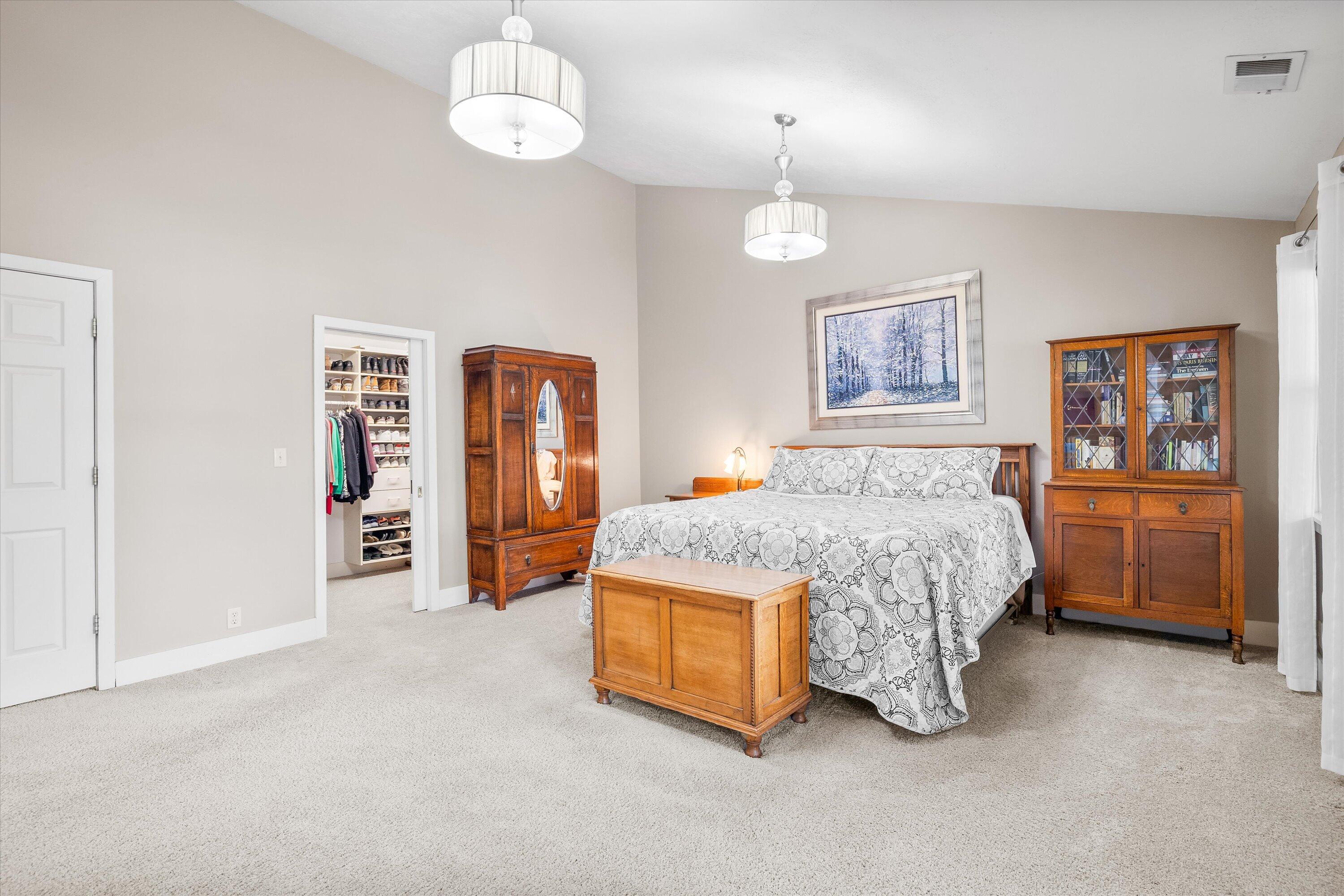 898 Northwest Riverside Boulevard Bend, OR 97703 - Photo 27 of 47