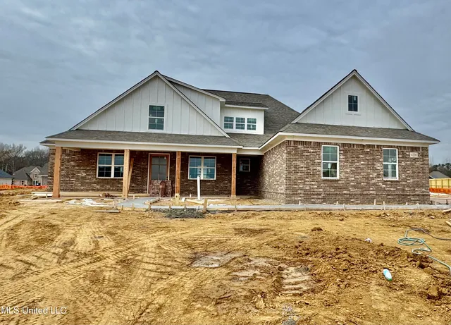 $494,900 | 122 Adriane Cove, Nesbit, MS 38651