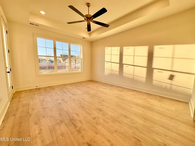 $494,900 | 122 Adriane Cove, Nesbit, MS 38651