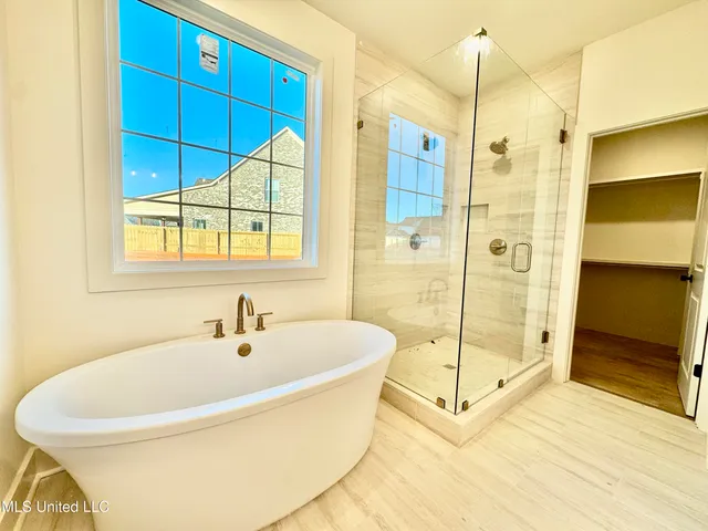 $494,900 | 122 Adriane Cove, Nesbit, MS 38651