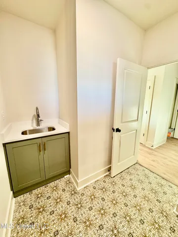 $494,900 | 122 Adriane Cove, Nesbit, MS 38651