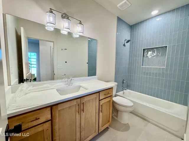 $494,900 | 122 Adriane Cove, Nesbit, MS 38651