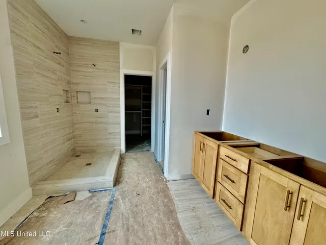 $494,900 | 122 Adriane Cove, Nesbit, MS 38651