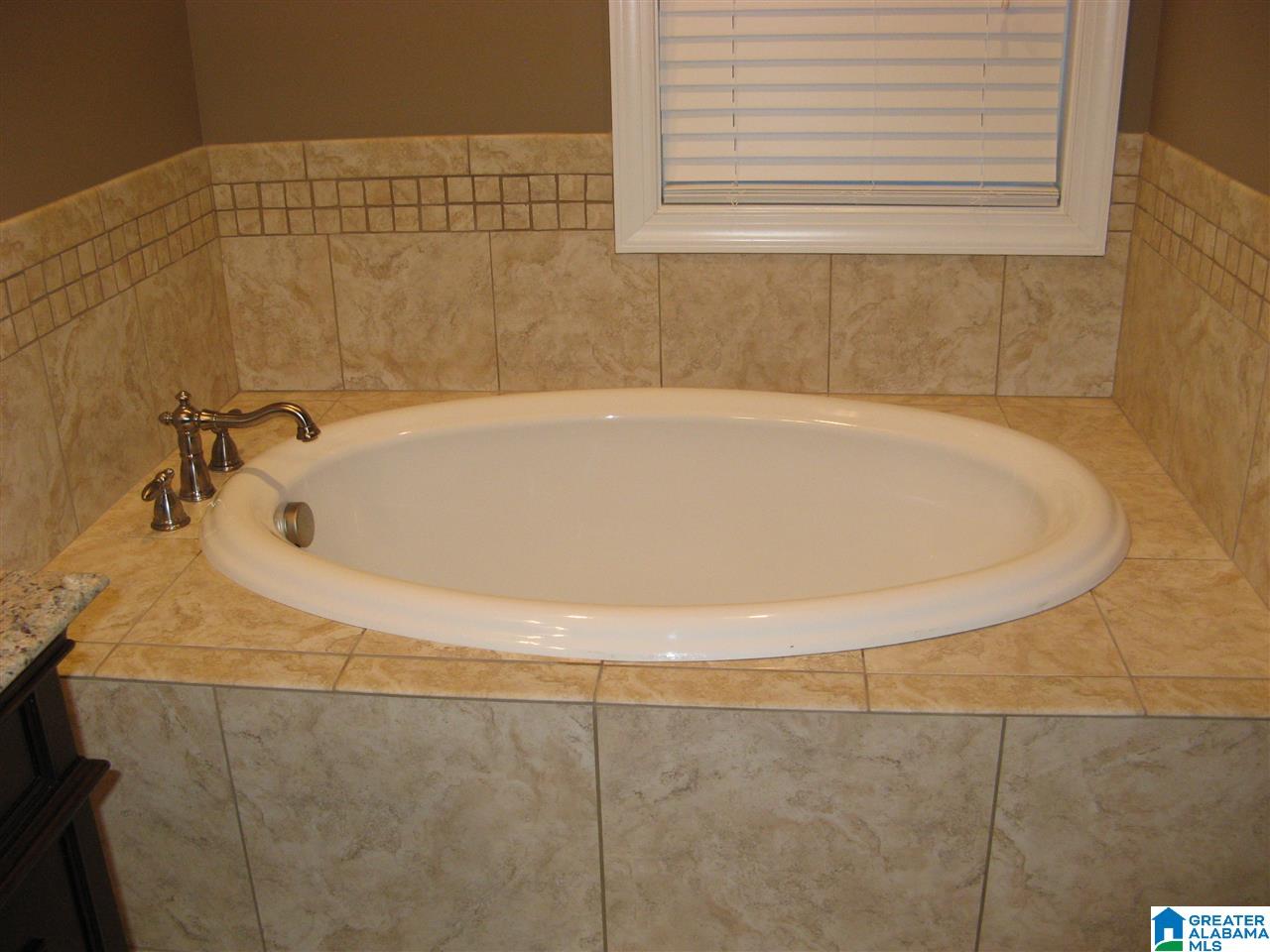 597 Cove Road Sylacauga, AL 35151 - Photo 16 of 35