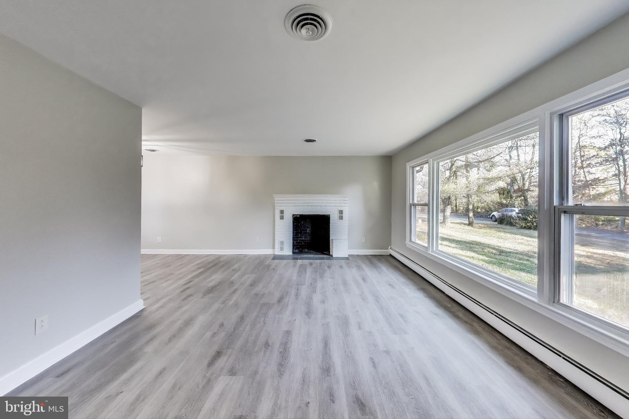 24313 Mervell Dean Road Hollywood, MD 20636 - Photo 12 of 37 Living Room