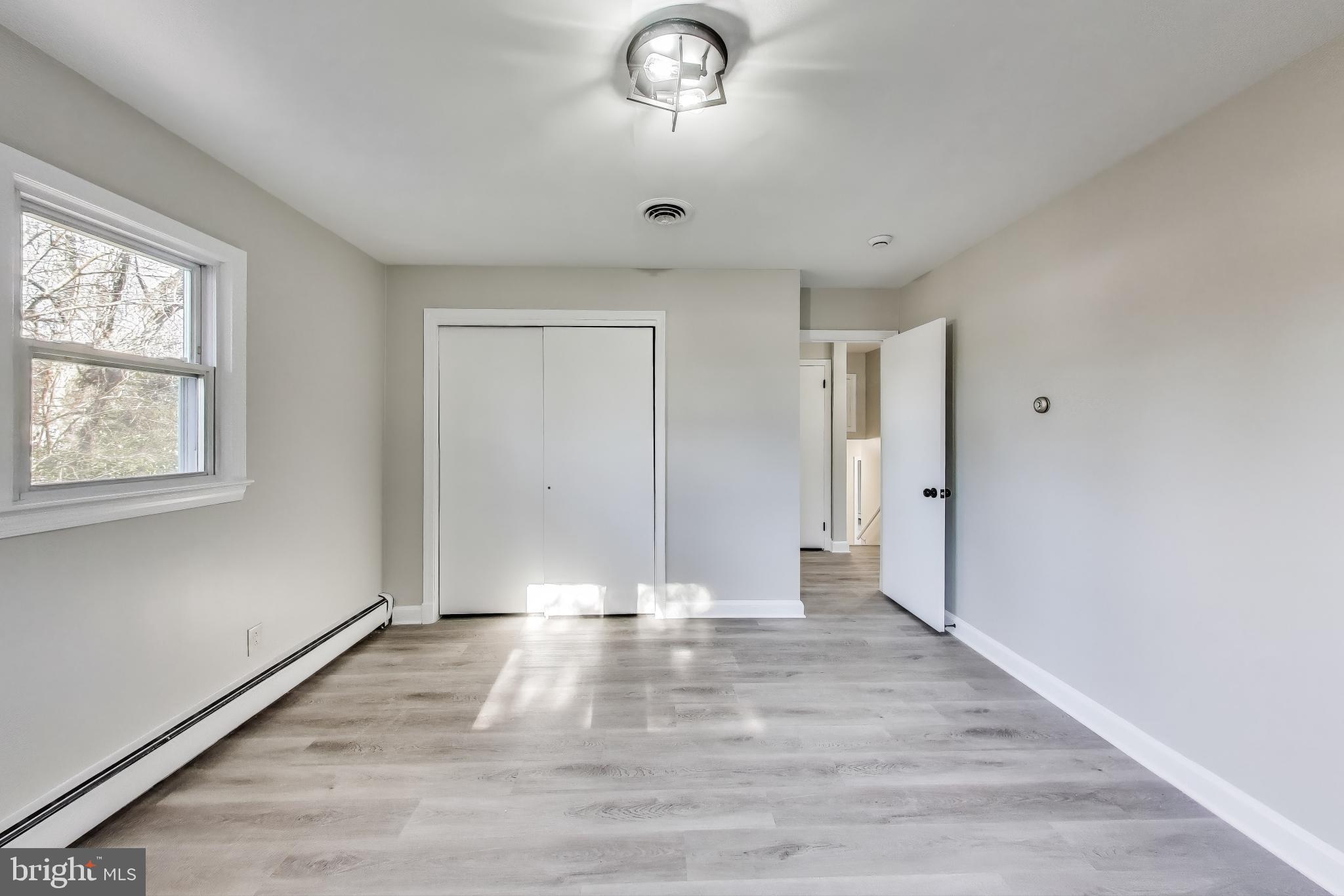 24313 Mervell Dean Road Hollywood, MD 20636 - Photo 20 of 37 Primary Bedroom
