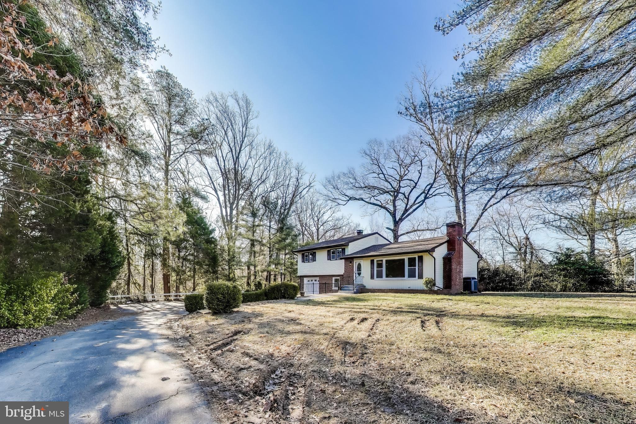 24313 Mervell Dean Road Hollywood, MD 20636 - Photo 4 of 37 Gallery Image 4