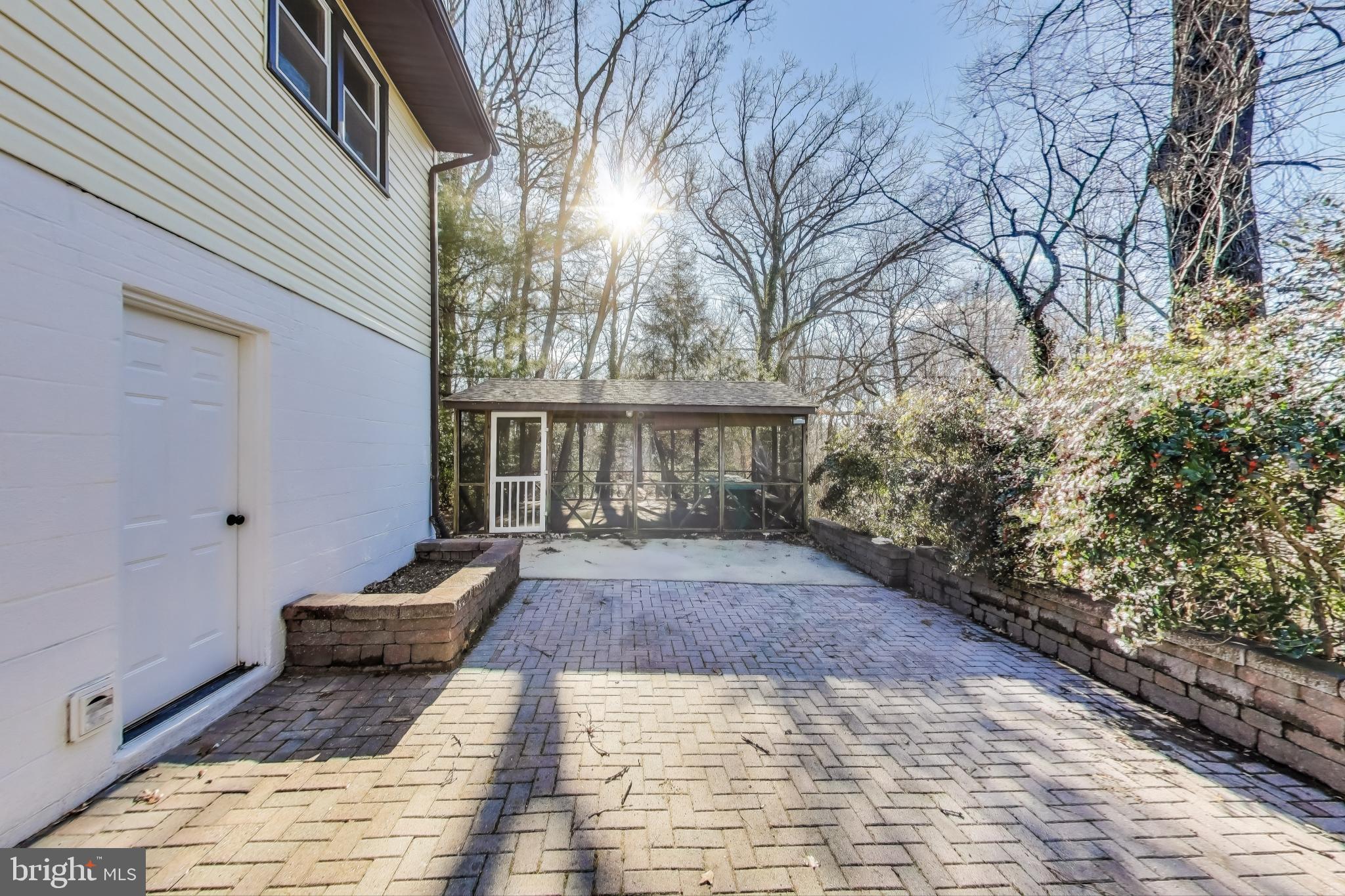 24313 Mervell Dean Road Hollywood, MD 20636 - Photo 8 of 37 Gallery Image 8