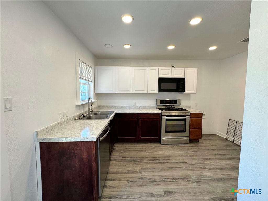 1009 South 3rd Street Copperas Cove, TX 76522 - Photo 10 of 48