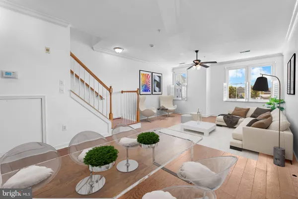 $429,000 | 302 King Farm Boulevard, Unit 30208, Rockville, MD 20850