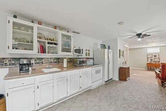 $389,000 | 49 Monte Rosa Drive, De Soto, MO 63020