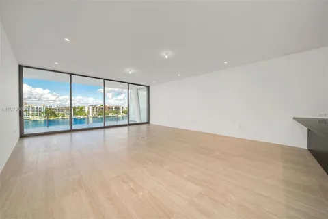 $35,000 | 5 Grove Isle Drive, Unit L506, Coconut Grove, FL 33133