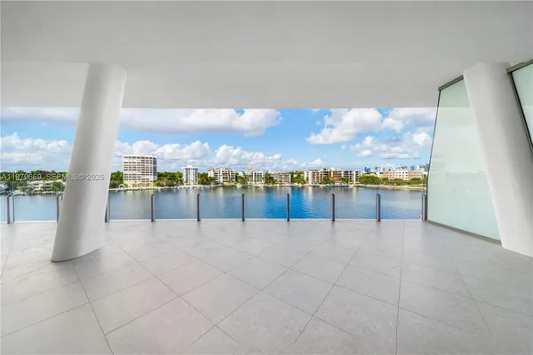 a view of terrace with city view