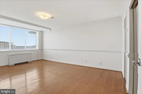 $315,000 | 301 North Beauregard Street, Unit 1216, Alexandria, VA 22312