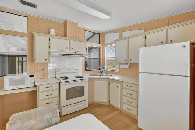 $159,999 | 3302 Evelyn Drive, Ellenton, FL 34222