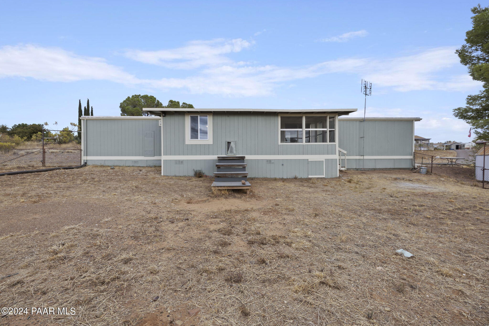 17249 East Trails End Road Mayer, AZ 86333 - Photo 27 of 37 23
