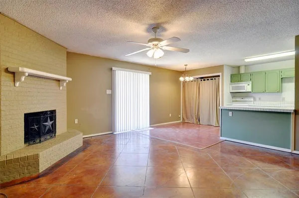 $1,750 | 708 Annapolis Drive, Fort Worth, TX 76108