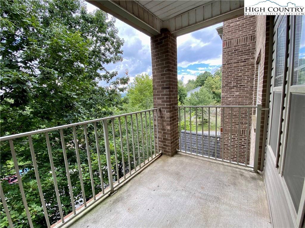 186 Cecil Miller Road, Unit 202 Boone, NC 28607 - Photo 18 of 19