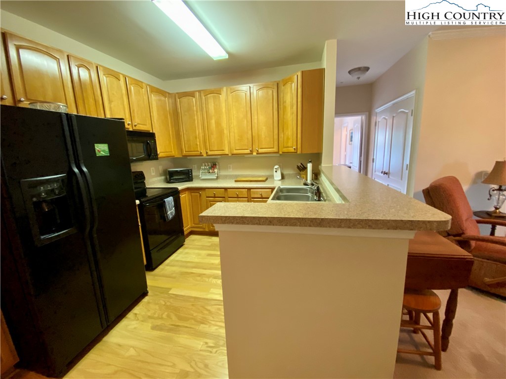 186 Cecil Miller Road, Unit 202 Boone, NC 28607 - Photo 4 of 19