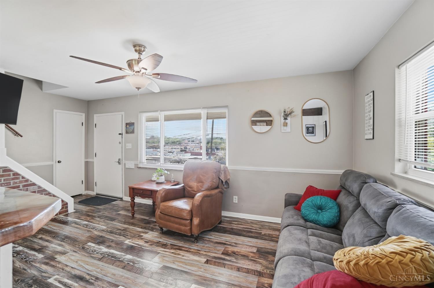 5450 Lawrence Road Cincinnati, OH 45248 - Photo 12 of 51