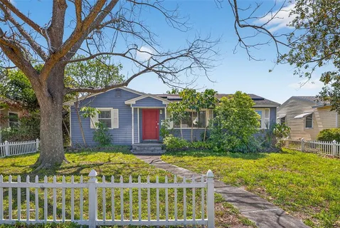 $325,000 | 734 40th Avenue Northeast, St. Petersburg, FL 33703