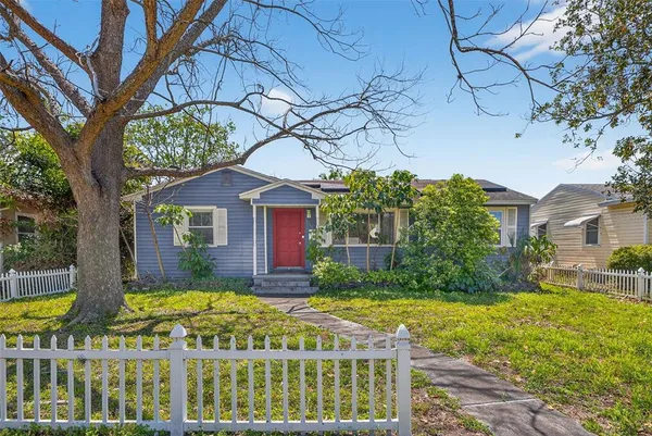$325,000 | 734 40th Avenue Northeast, St. Petersburg, FL 33703
